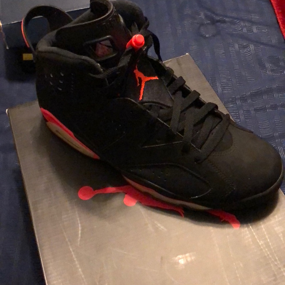 RETRO JORDAN 6